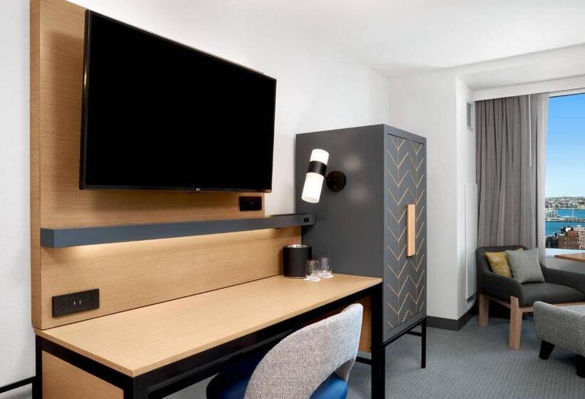 스탠다드 룸 킹사이즈 침대, Courtyard Boston Downtown/north Station