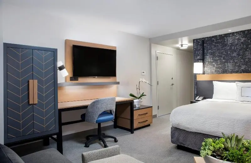 اتاق استاندارد با تخت بزرگ, Courtyard Boston Downtown/north Station