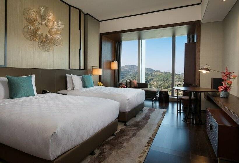 חדר ביזנס, Hualuxe Xiamen Haicang Habour View   An Ihg