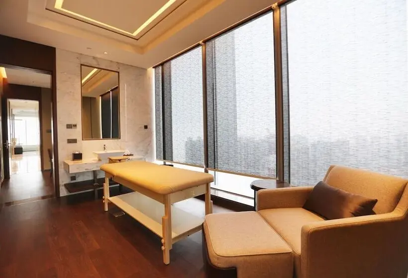 プレジデントスイートルーム, Hualuxe Xiamen Haicang Habour View An Ihg