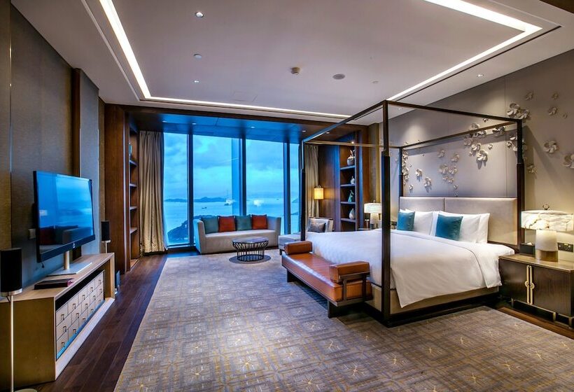 סוויטה נשיאותית, Hualuxe Xiamen Haicang Habour View   An Ihg