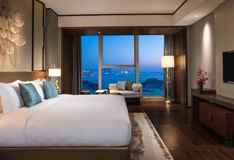 חדר פרמיום, Hualuxe Xiamen Haicang Habour View   An Ihg
