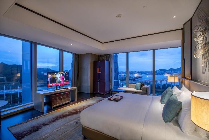 חדר סטנדרט עם נוף, Hualuxe Xiamen Haicang Habour View   An Ihg