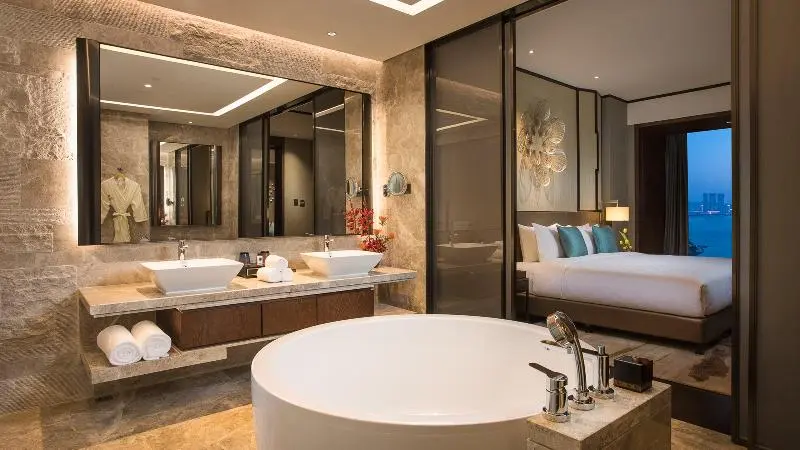 シングルデラックスルーム, Hualuxe Xiamen Haicang Habour View An Ihg