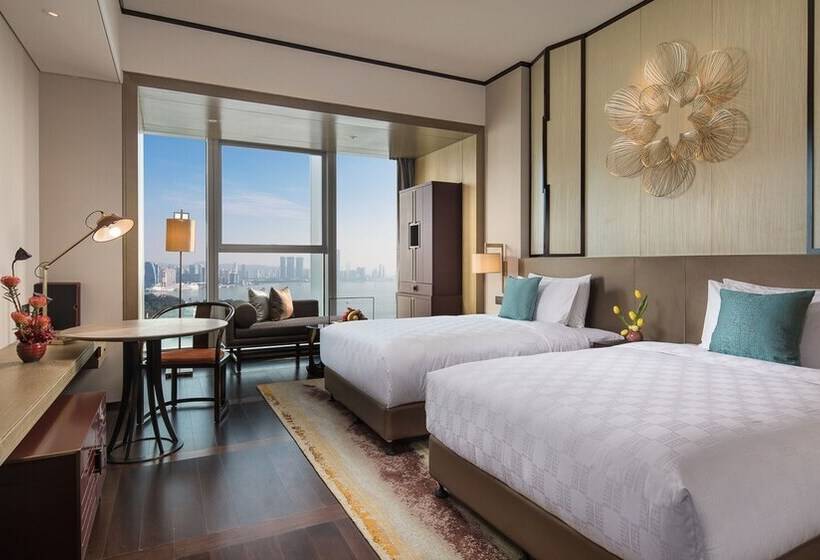 חדר ביזנס, Hualuxe Xiamen Haicang Habour View   An Ihg