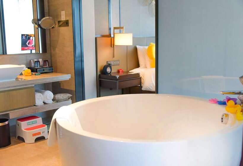 חדר פרמיום, Hualuxe Xiamen Haicang Habour View   An Ihg