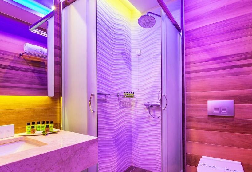 غرفة قياسية مطلّة علي البحر, Porto Marine