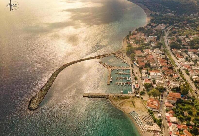 جناح مطلّ علي البحر, Porto Marine