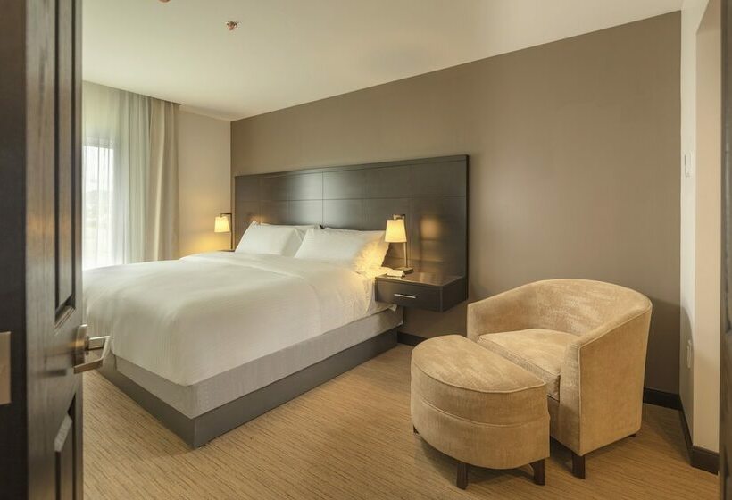 带2个卧室的套房, Staybridge Suites   Irapuato, An Ihg
