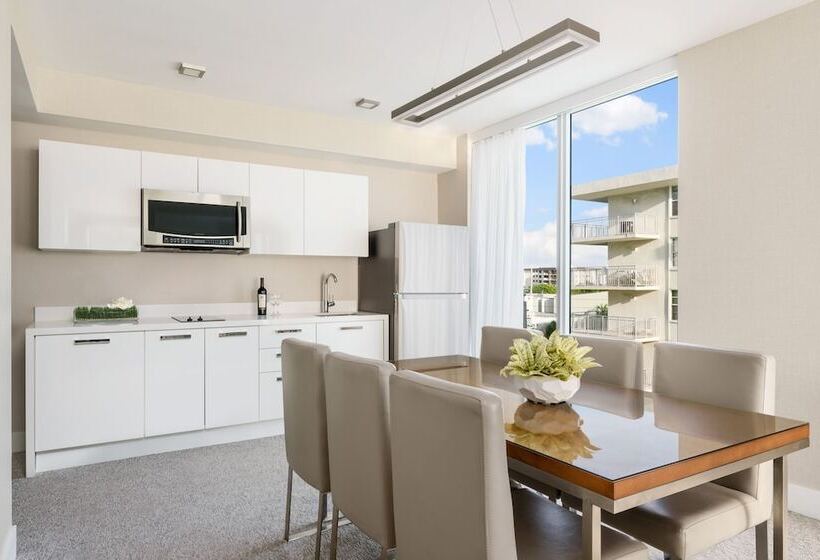 جناح ديلوكس غرفتين نوم, The Altair Bay Harbor