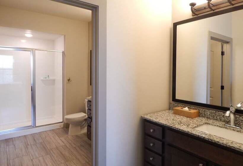 شقة غرفتين, Worldmark Hunt – Stablewood Springs Resort