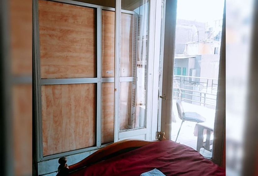 اتاق استاندارد سه نفره, New Palace