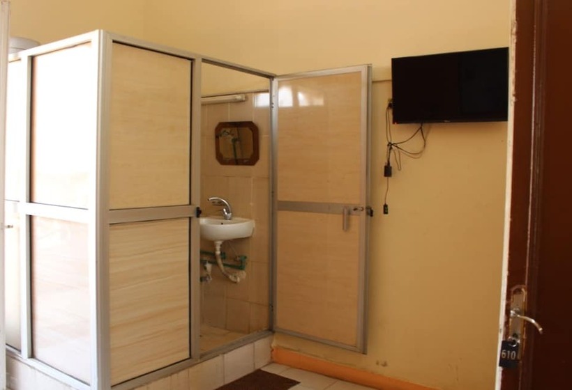 اتاق استاندارد, New Palace