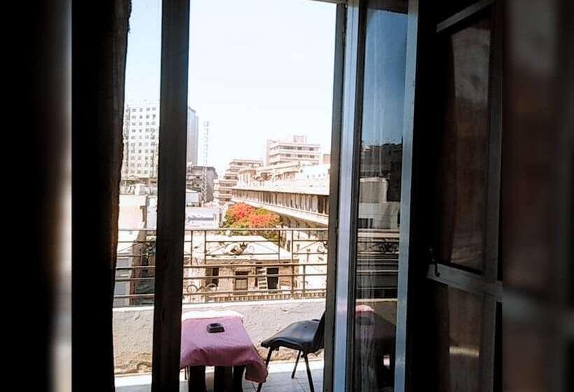 اتاق استاندارد چهار تخته, New Palace