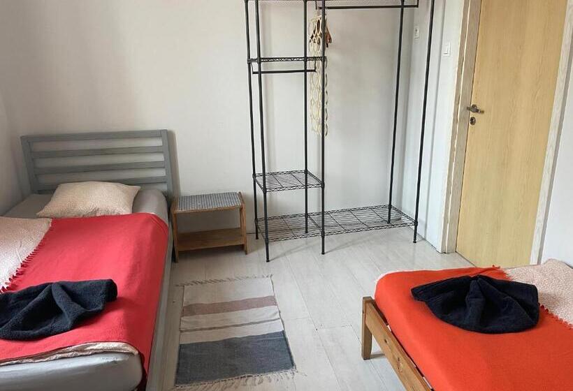 اتاق استاندارد با سرویس بهداشتی مشترک, Pokoje Gościnne Fresco