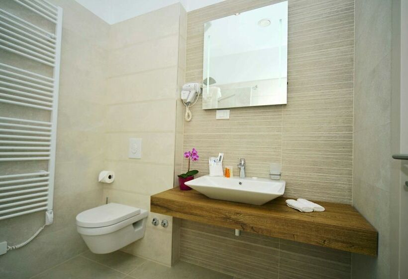 اتاق لوکس, Boutique Hotel Mali Raj