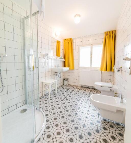 חדר אקזקיוטיב לשלושה, Boutique Hotel Villa Beatika