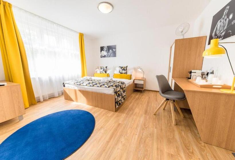 חדר אקזקיוטיב לשלושה, Boutique Hotel Villa Beatika