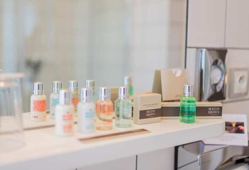 חדר סטנדרט לשלושה עם מרפסת, Boutique Hotel Villa Beatika