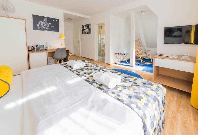 חדר אקזקיוטיב לשלושה, Boutique Hotel Villa Beatika