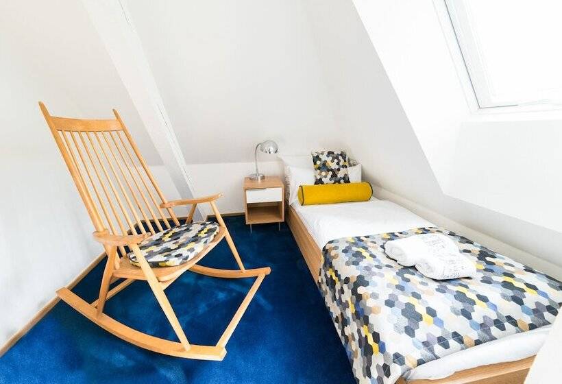 이그제큐티브 트리플, Boutique Hotel Villa Beatika