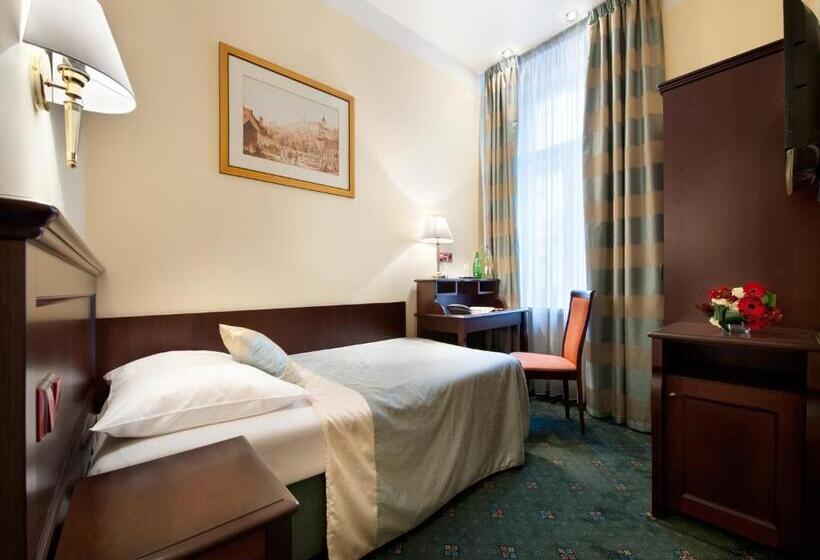 اتاق استاندارد یک نفره, Ea Hotel Downtown