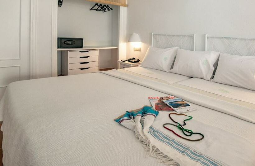 غرفة عائلية, Hostal Del Cabo