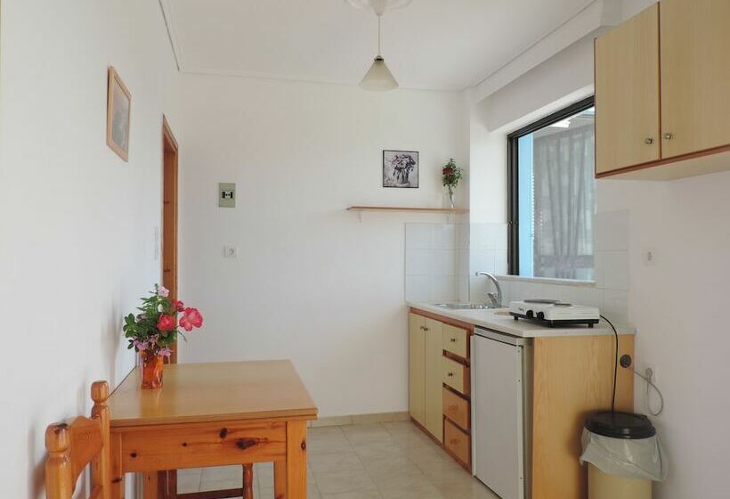 Апартаменты 1 Спальня, Anthia Apartments