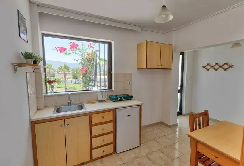 １ベッドルームアパートメント, Anthia Apartments