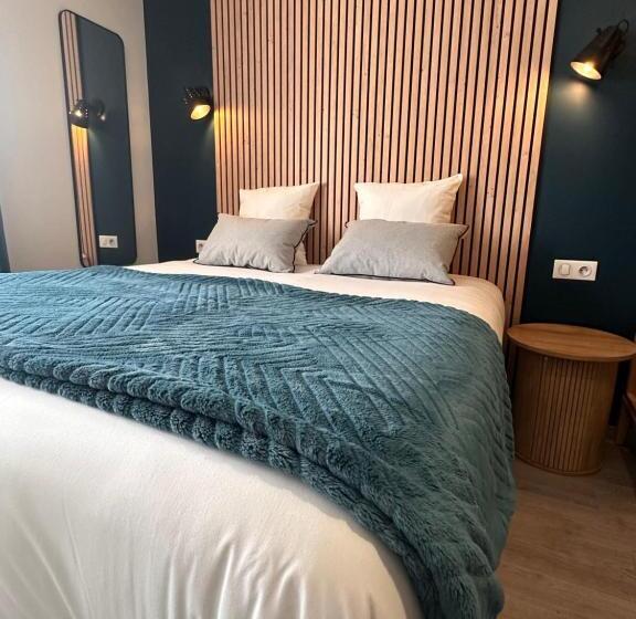 Номер Стандарт, Auberge Du Vieux Lanas Logis Hotel Restaurant