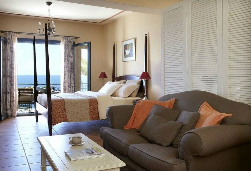 Люкс Deluxe Вид на Море, Avra Private Suites
