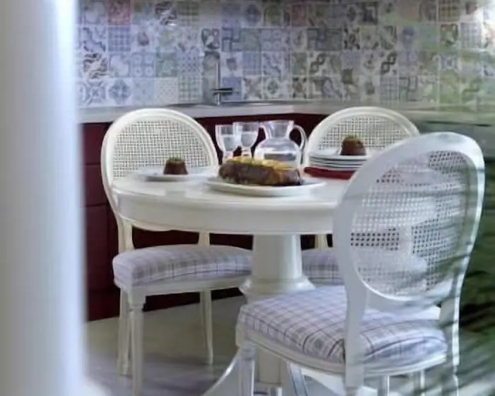 サイドシービュースイート, Avra Private Suites