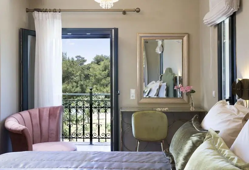 デラックススイートの３ベッドルーム, Avra Private Suites