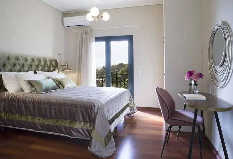 デラックススイートの３ベッドルーム, Avra Private Suites