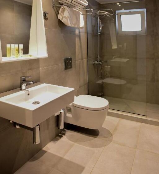 スタンダードスタジオ, Blue Horizon Apartments