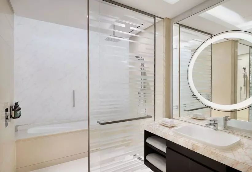 Juniorsviitti, Crowne Plaza Dubai Marina By Ihg