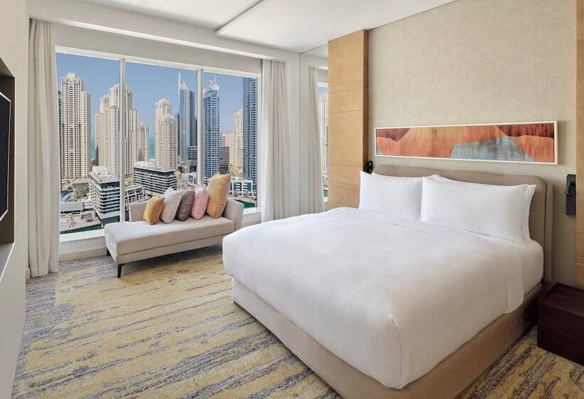 可观景的套房, Crowne Plaza Dubai Marina, An Ihg