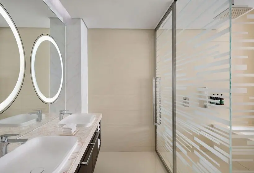 Standard-huone, Crowne Plaza Dubai Marina By Ihg