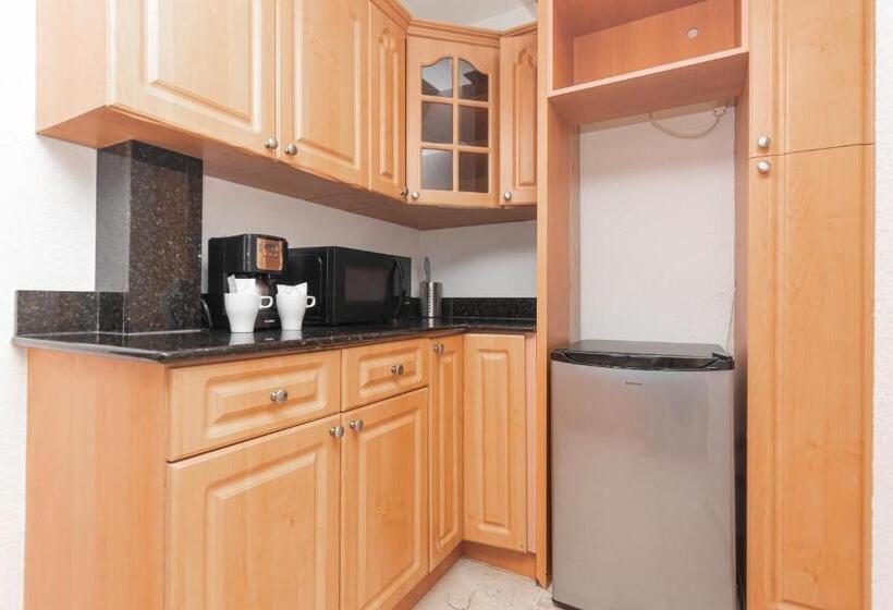 סוויטה עם מרפסת, Girasole Rentals Suites
