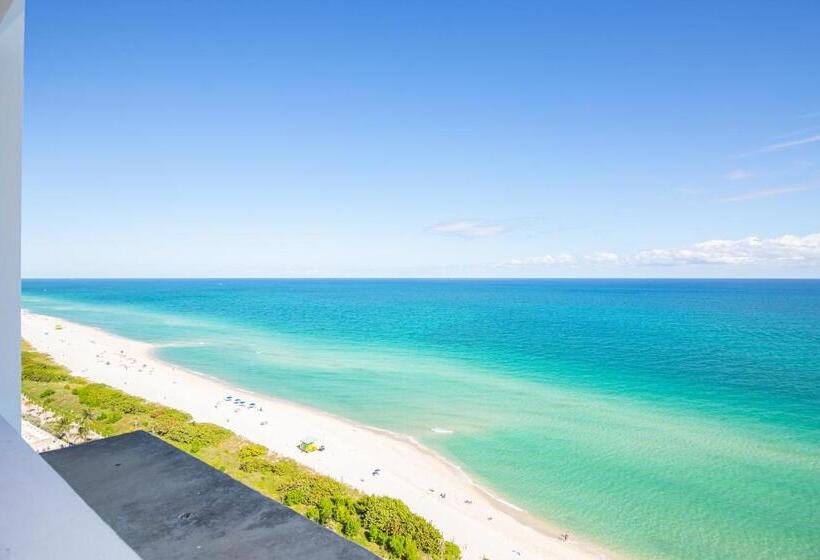 דירת חדר נוף לים, Girasole Rentals Suites