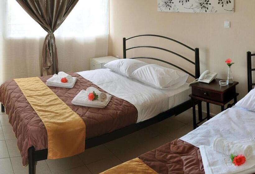 Номер Economy, Golden Beach