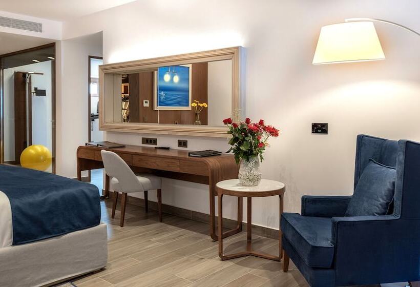 ویلای 2 خوابه با چشم‌انداز دریا, Nana Princess Suites Villas & Spa