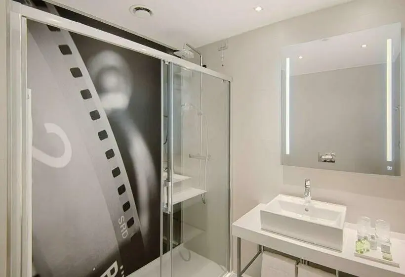 اتاق استاندارد با چشم‌انداز باغ, Avani Rio Novo Venice Hotel   Previously Nh Venezia Rio Novo