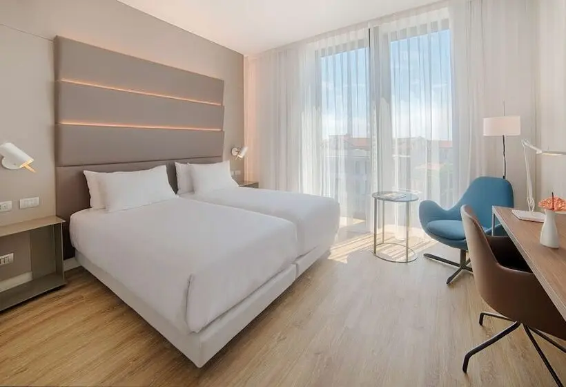 اتاق سوپریور با چشم‌انداز, Avani Rio Novo Venice Hotel   Previously Nh Venezia Rio Novo