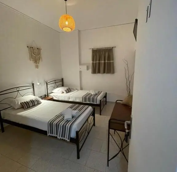 Economy-huone, Perissa El Mar Rooms