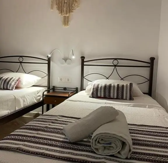 Economy-huone, Perissa El Mar Rooms