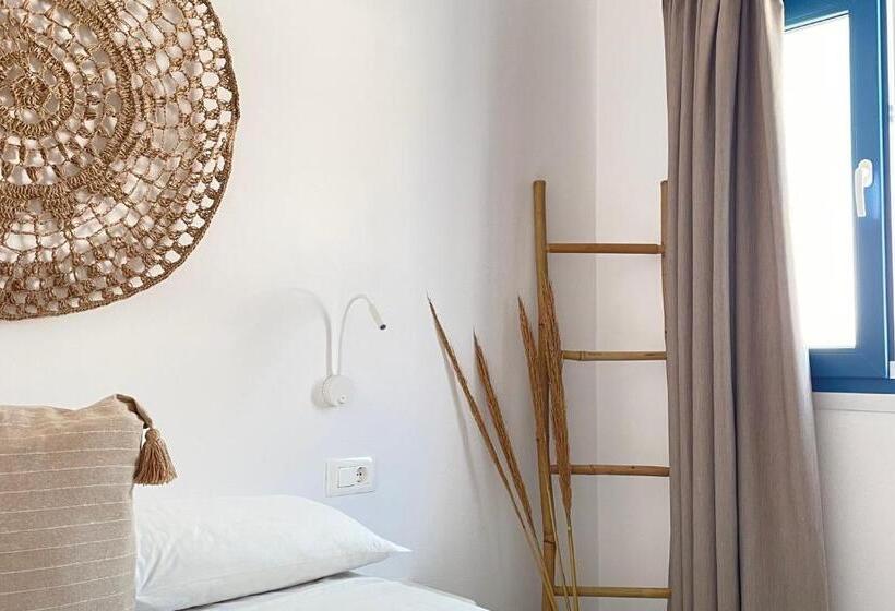 Номер Стандарт с Террасой, Perissa El Mar Rooms