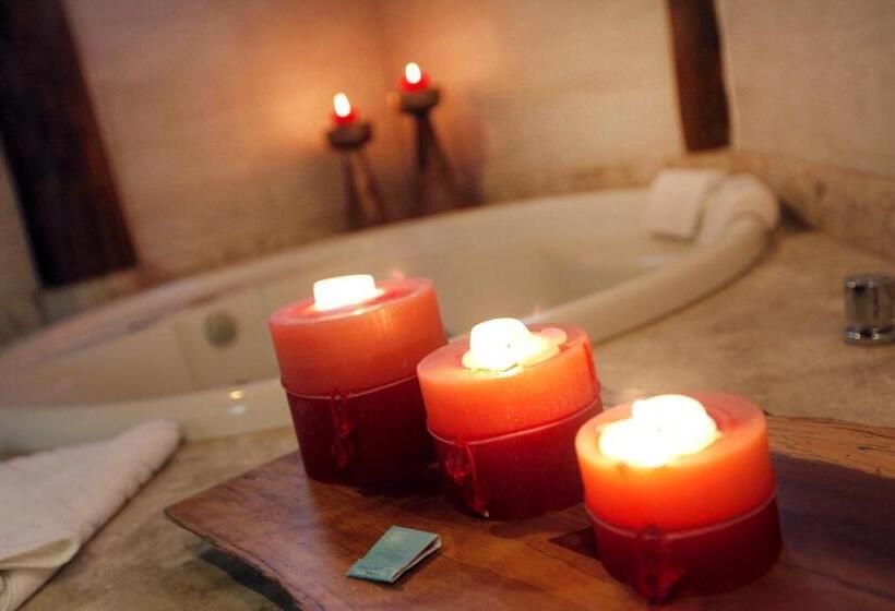 בקתה דלוקס, Pousada Triboju