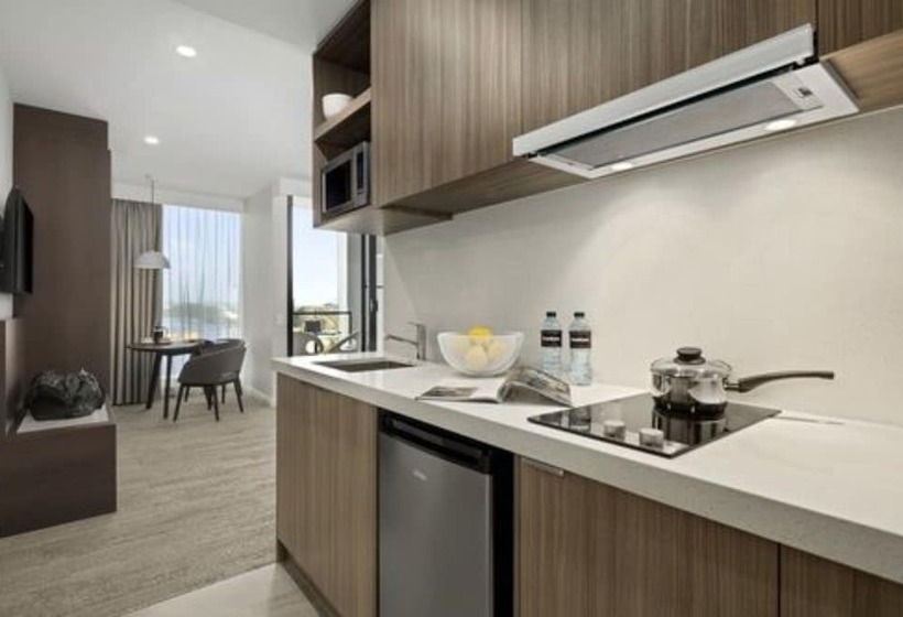 Студия Стандарт, Quest Innaloo