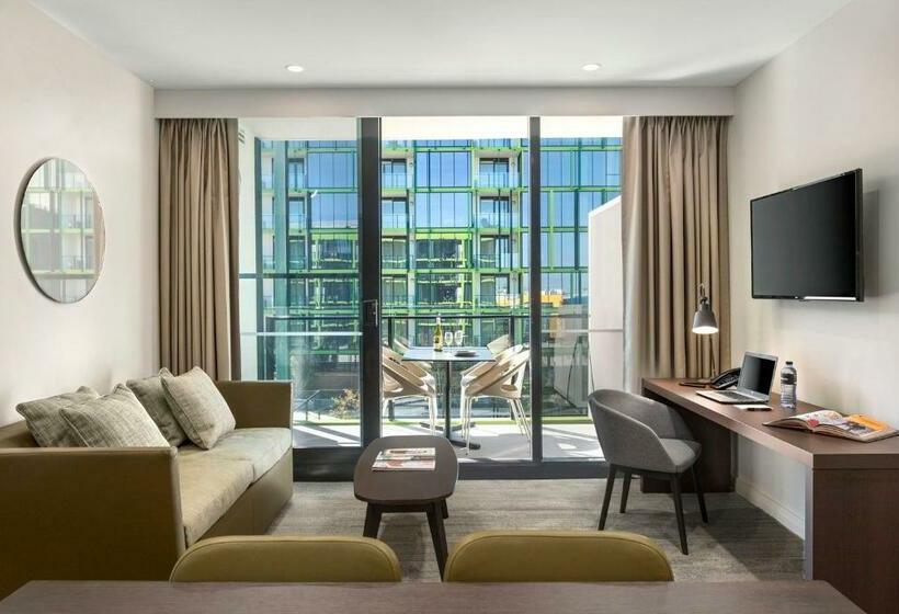 Апартаменты 2 Спальни, Quest Innaloo